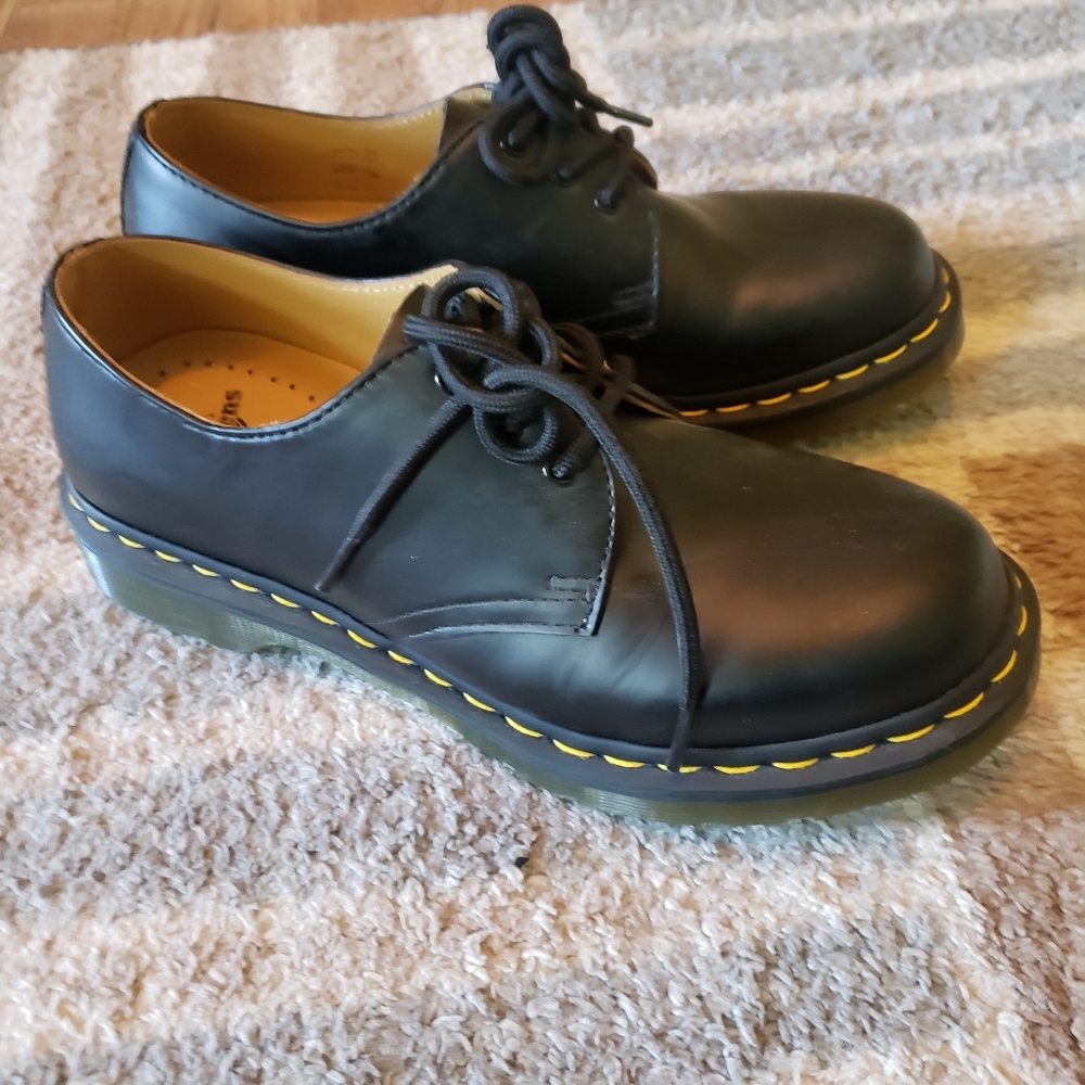 Doc Martens Oxfords